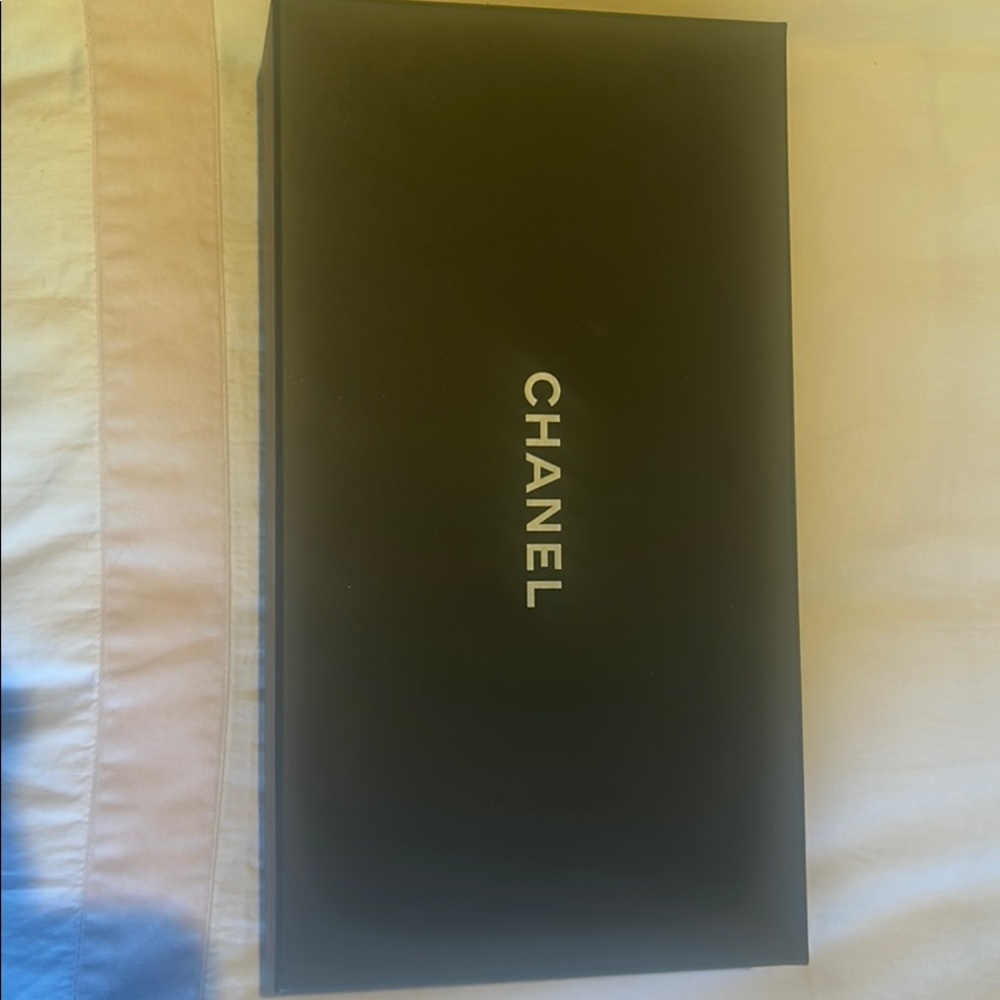 Chanel crossbody pouch